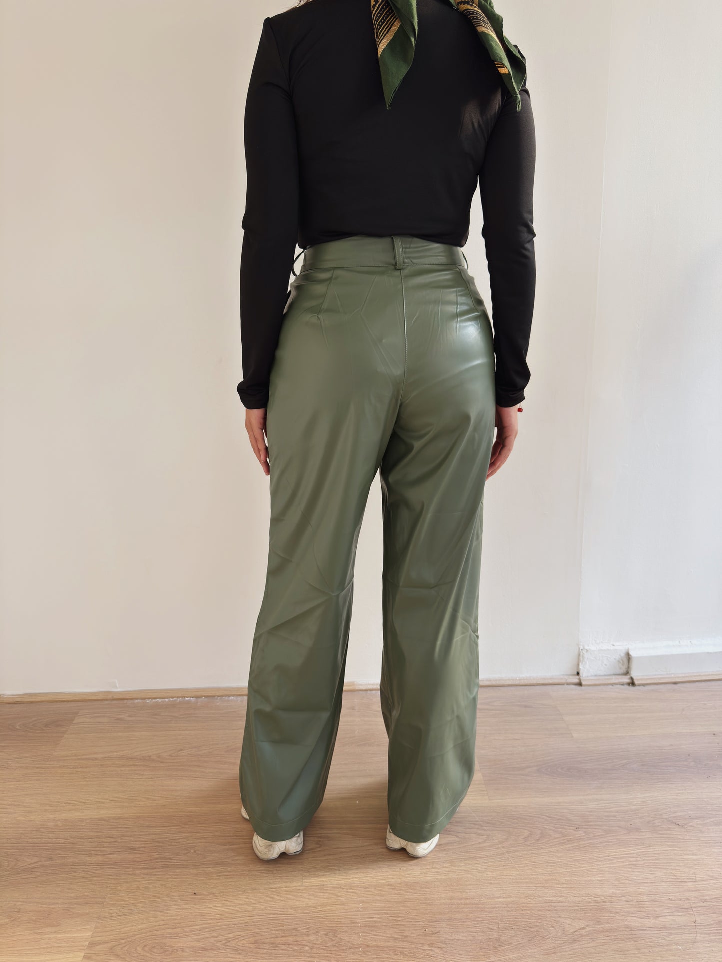 Leather scotch belt pants