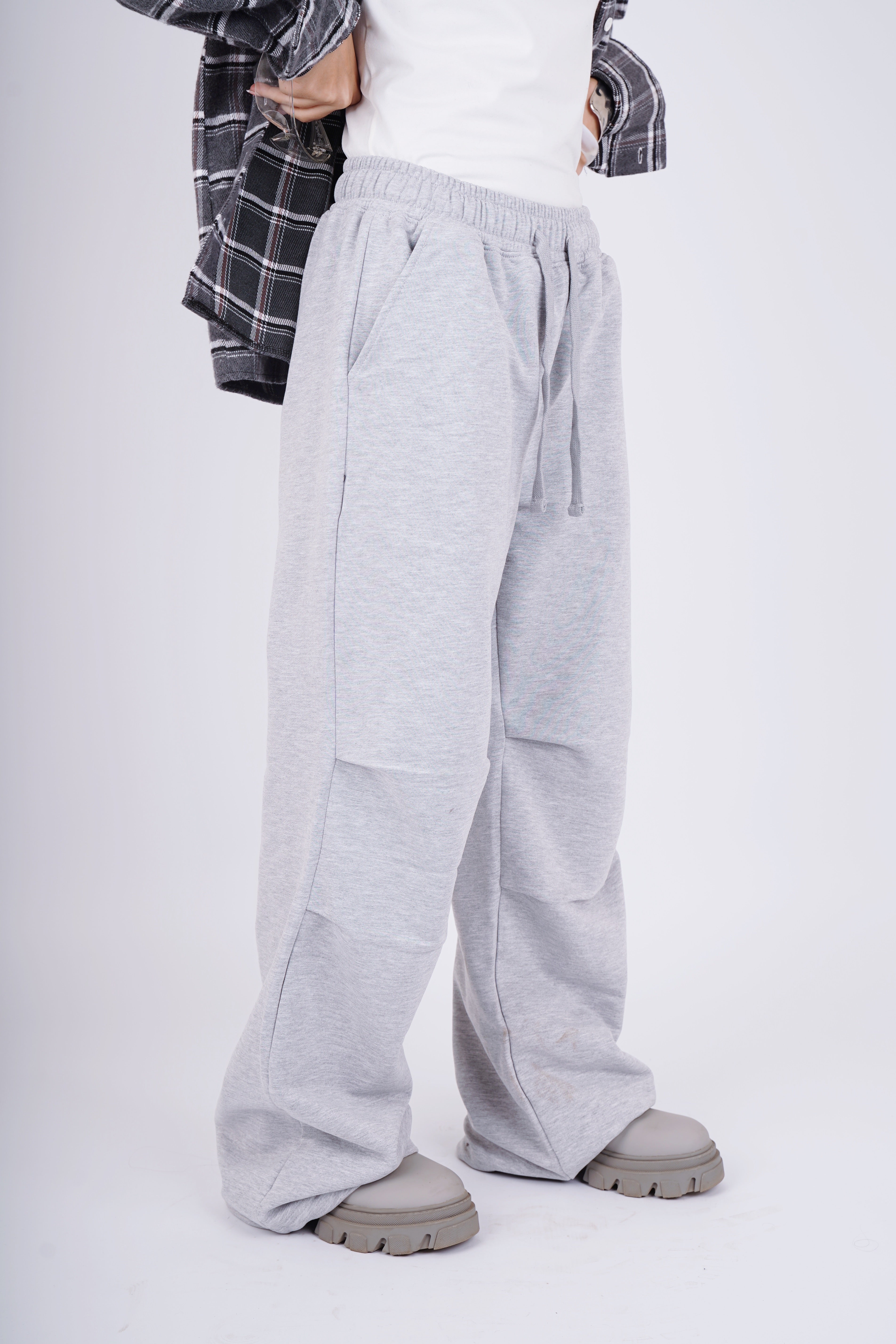 parachute pants - gray