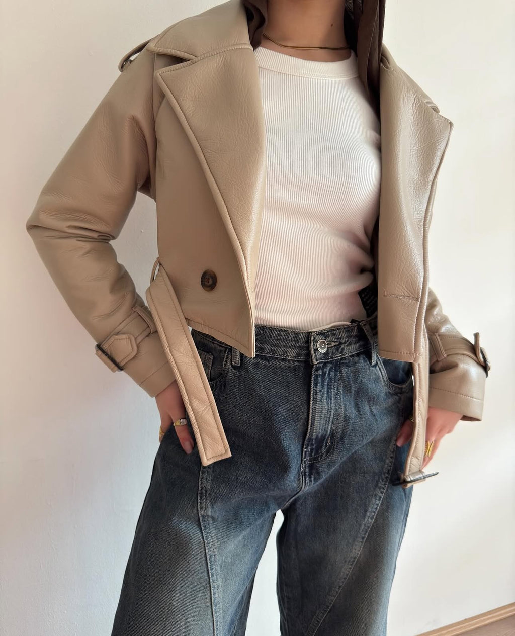 Cropped leather jacket