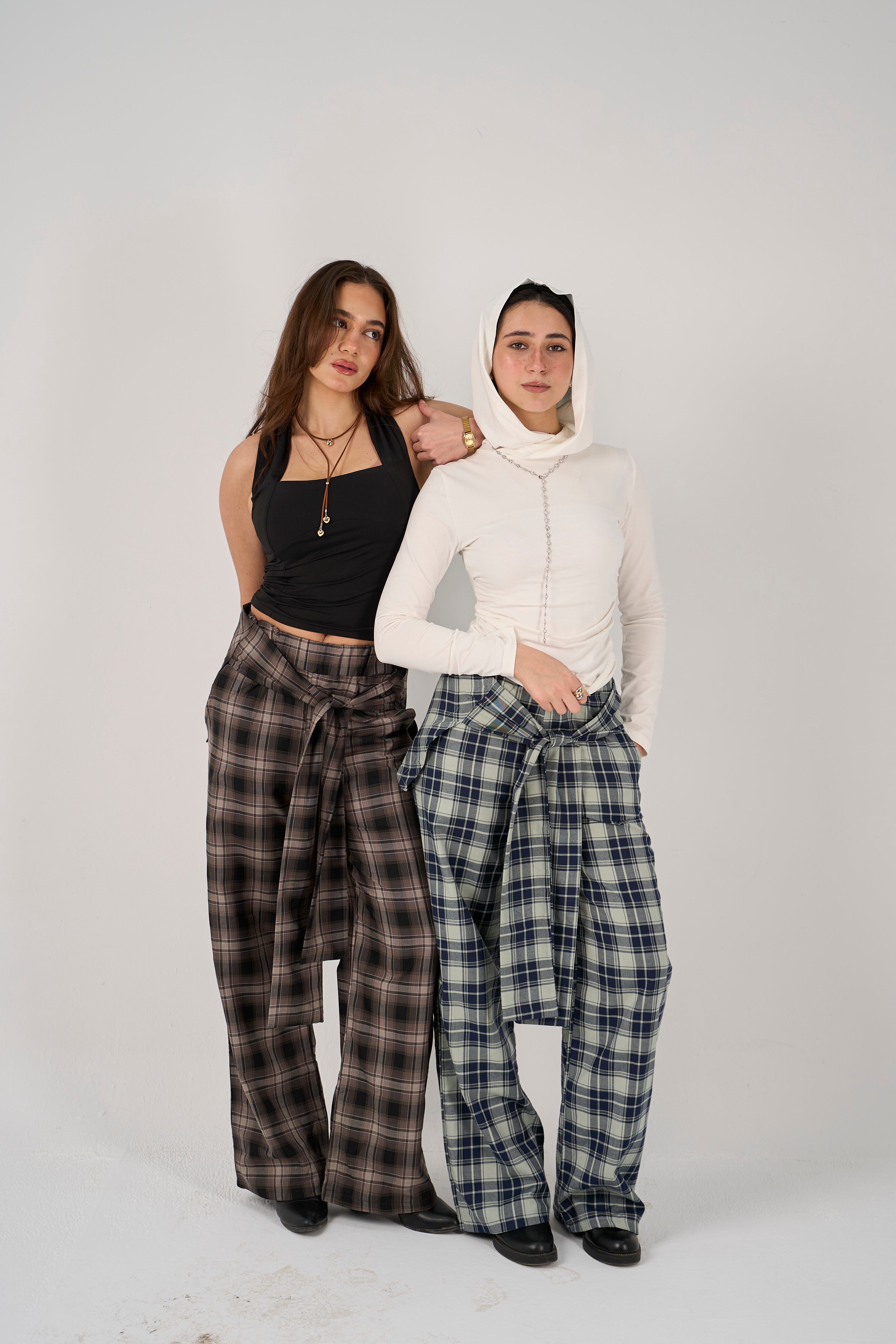 Plaid tie-waist pants - brown