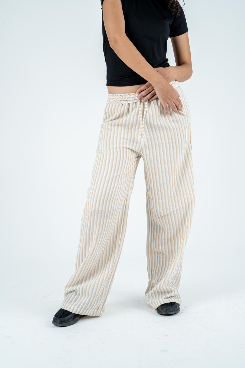Stripped linen wide leg pants