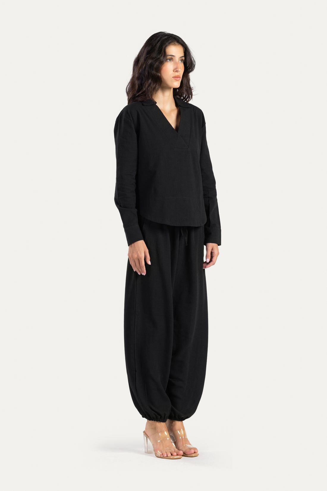 Ballon-fit linen pants