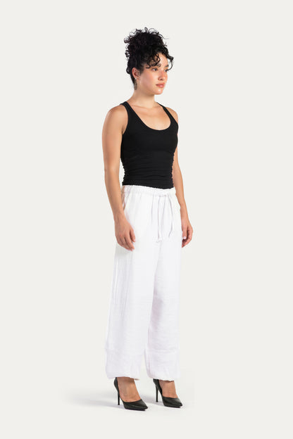Ballon-fit linen pants