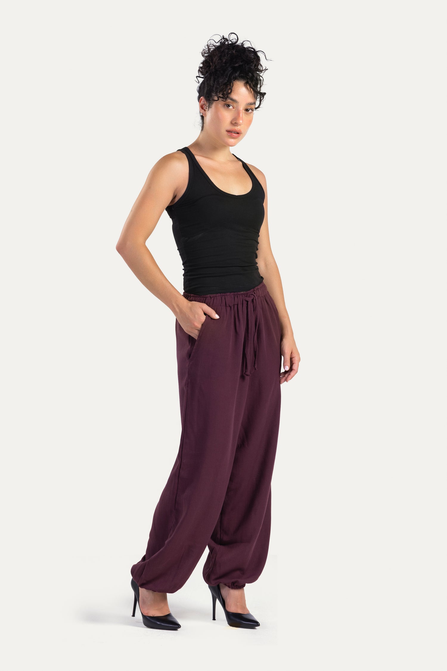 Ballon-fit linen pants