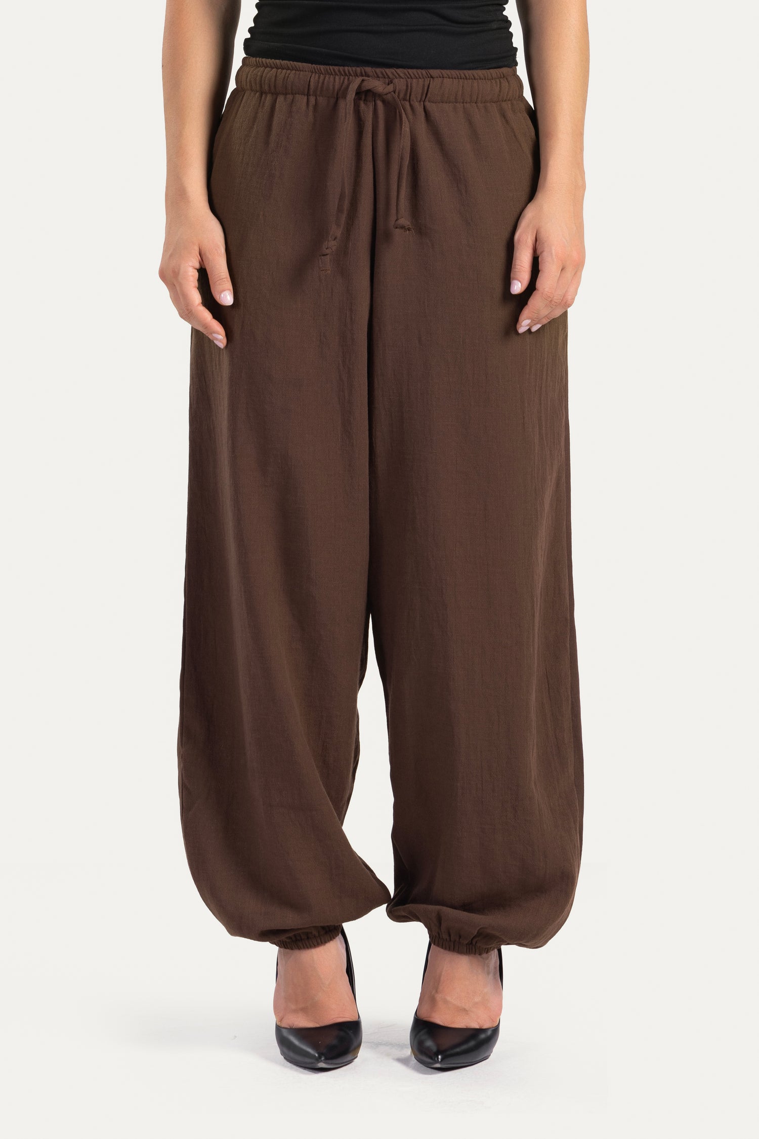 Ballon-fit linen pants