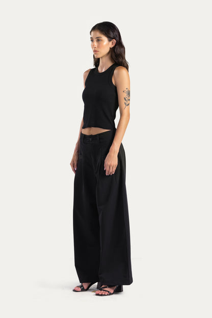 Pleated wide leg pants
