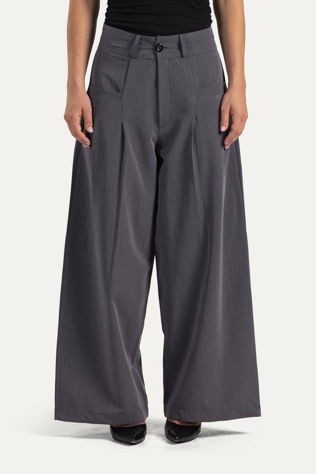 Pleated wide leg pants