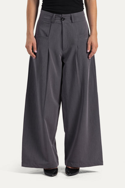 Pleated wide leg pants