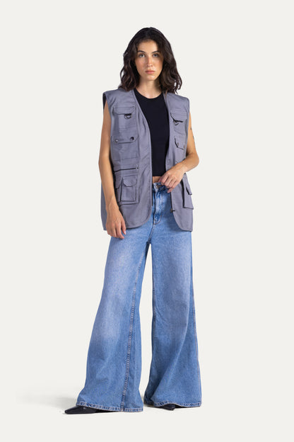 Multi pockets vest