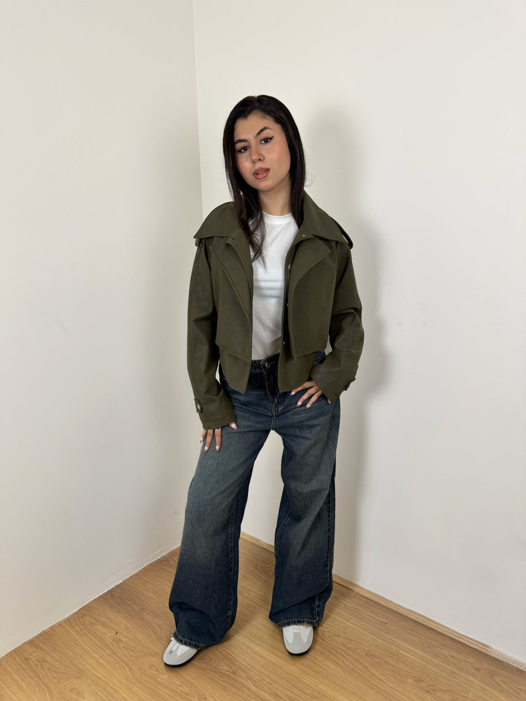 Cut-off ballon leather jacket