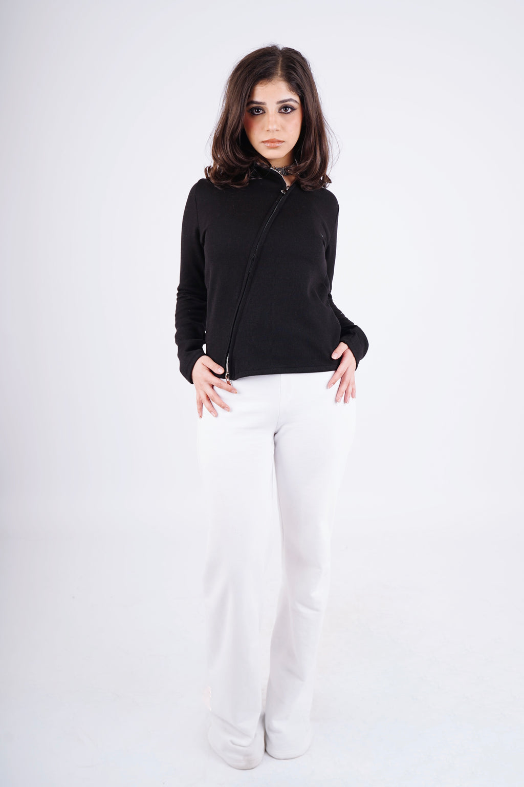 Multi zippper top - black