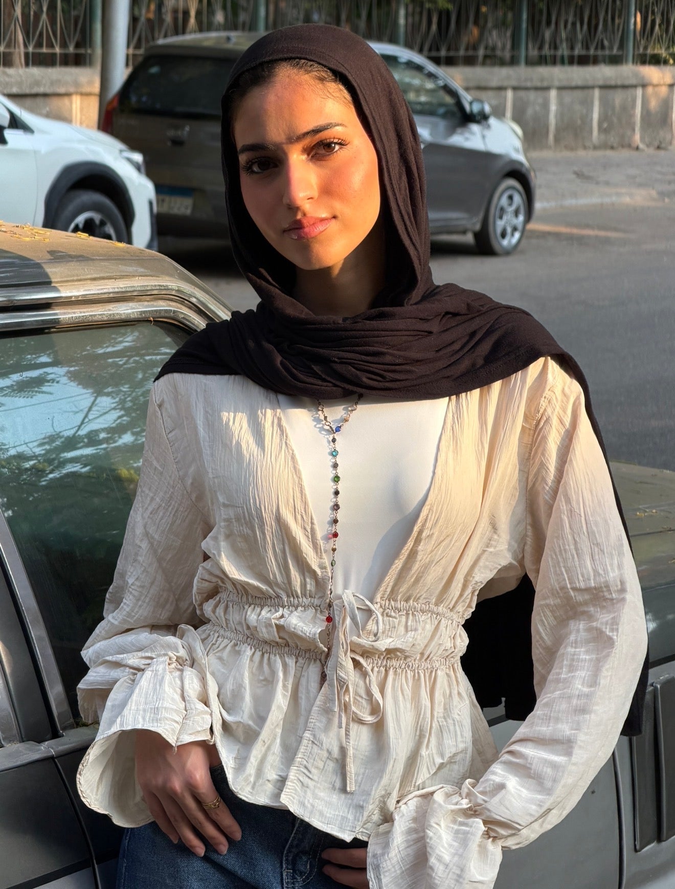 Fluffy ties blouse - beige