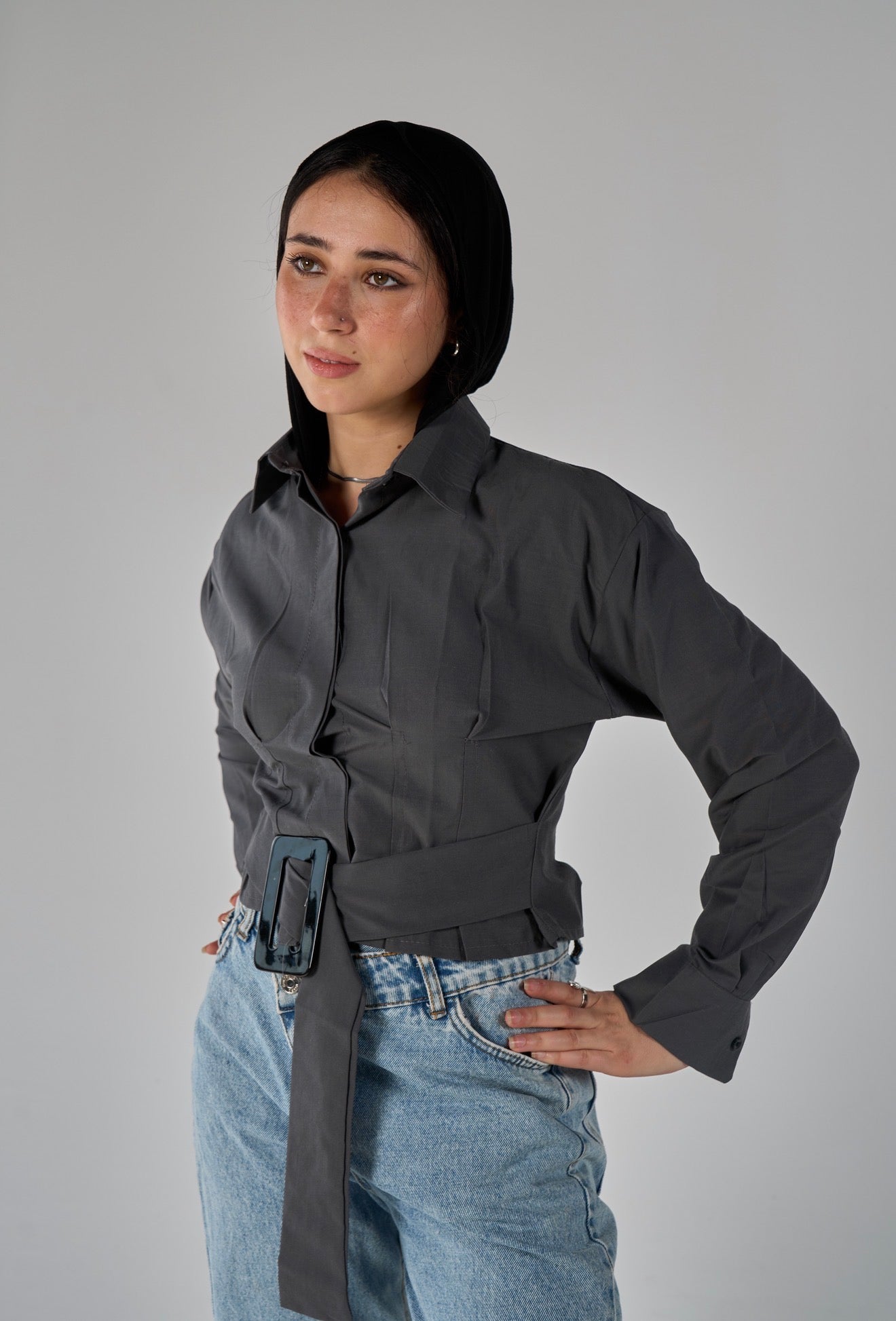 Shirt with belt - grey