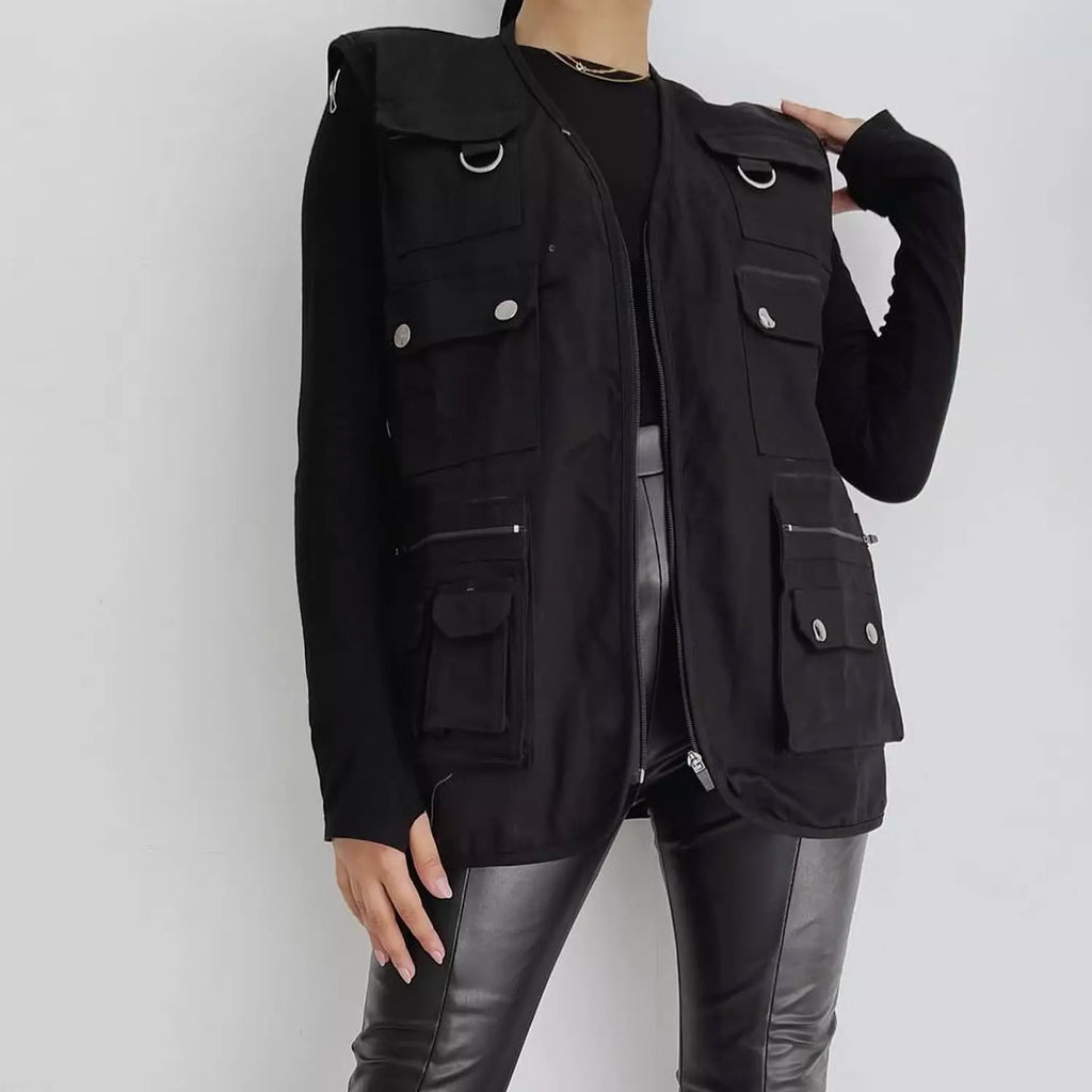 Multi pockets vest