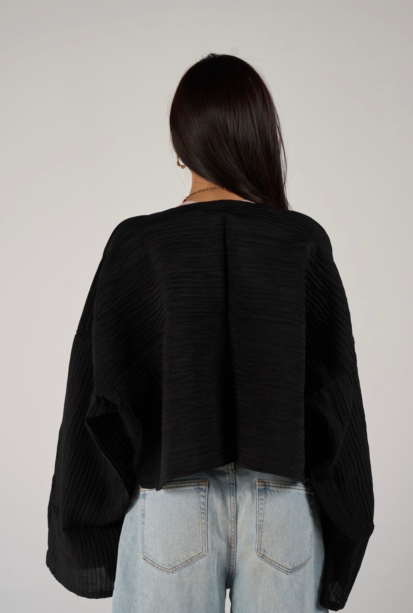 Crew neck lose blouse - black