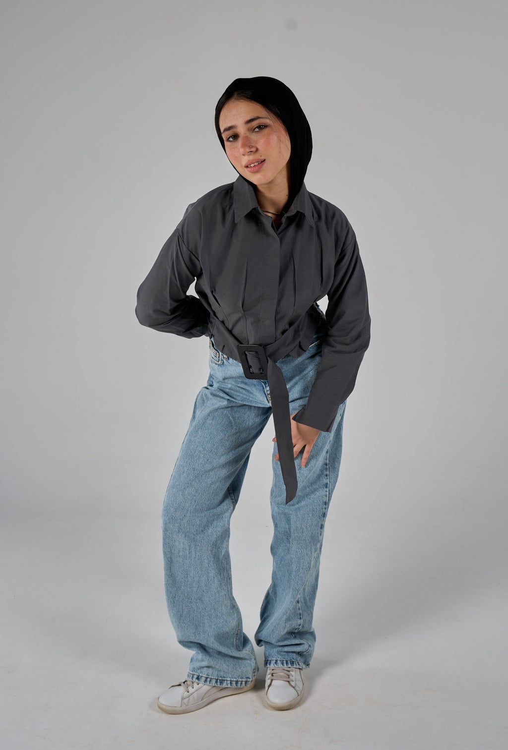 Shirt with belt - grey