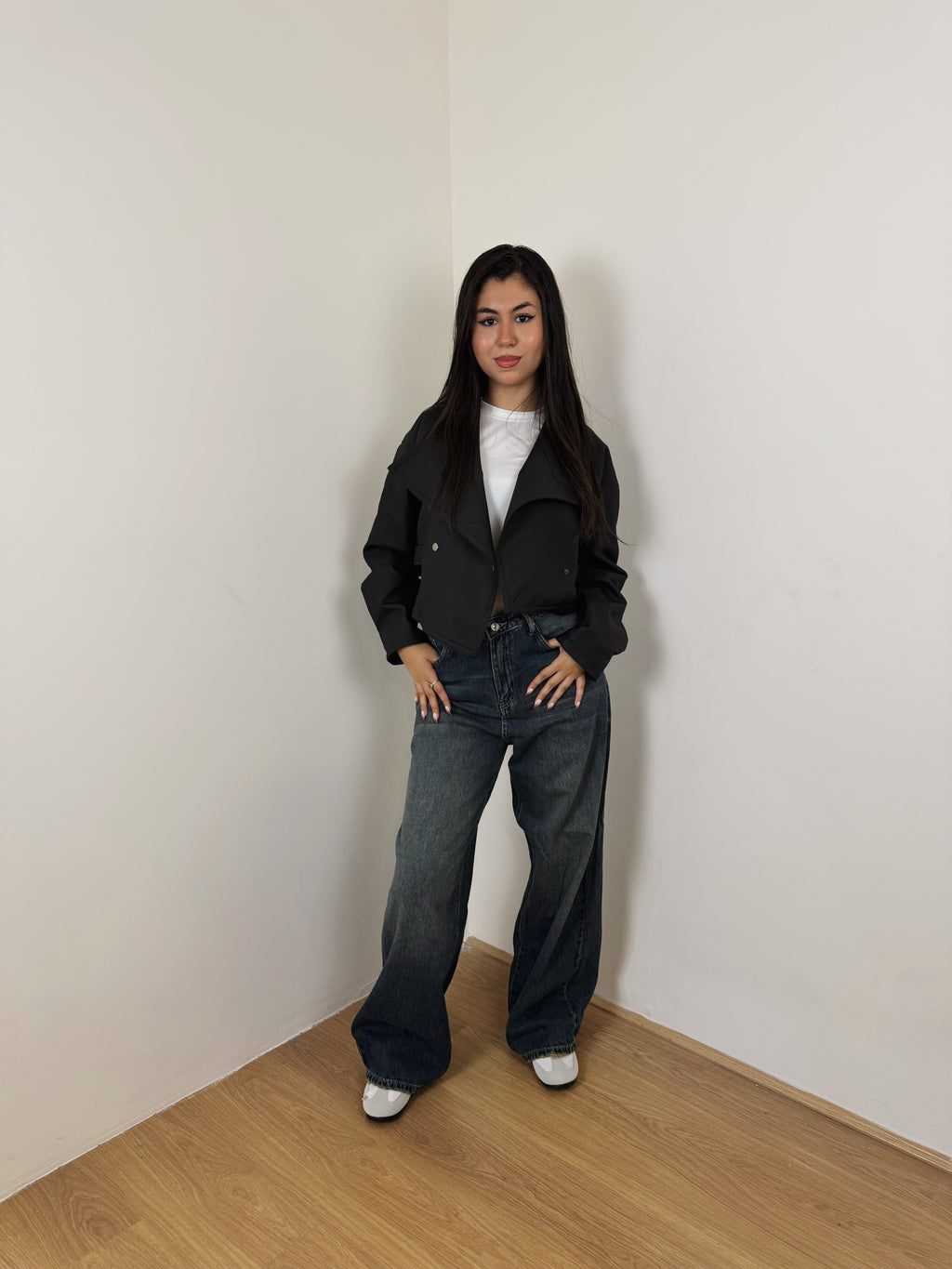 Cropped leather jacket