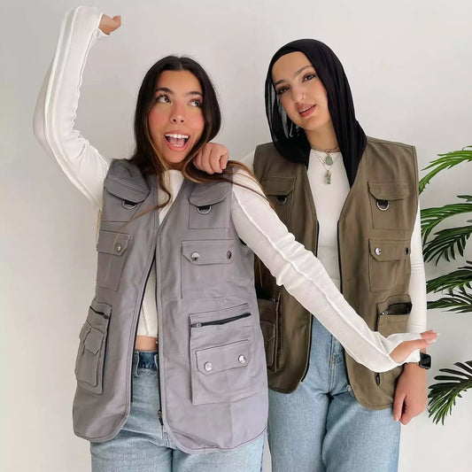 Multi pockets vest