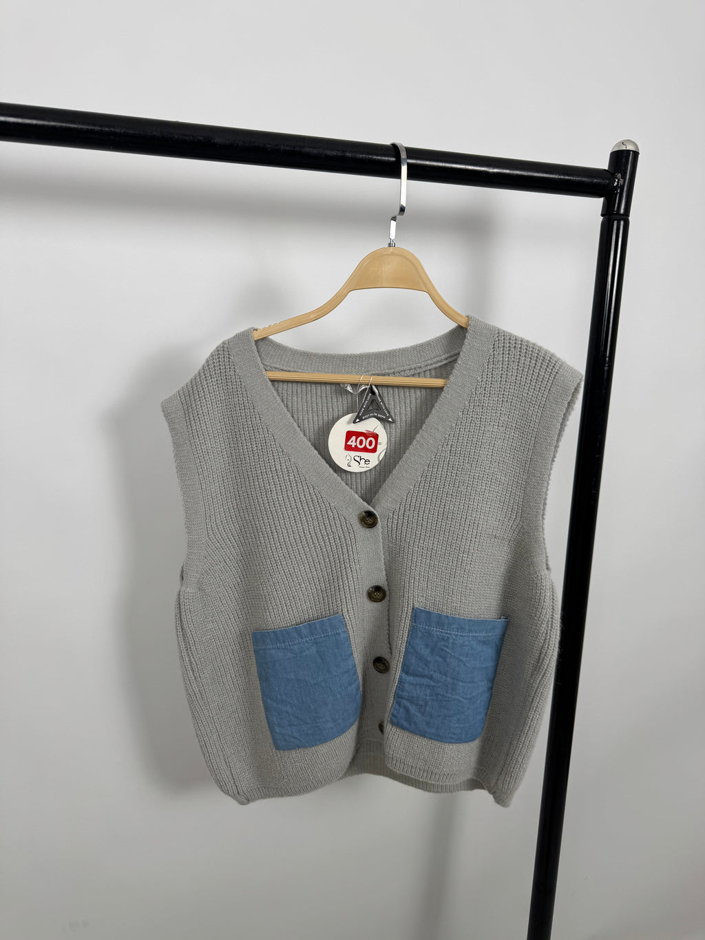 Knit vest