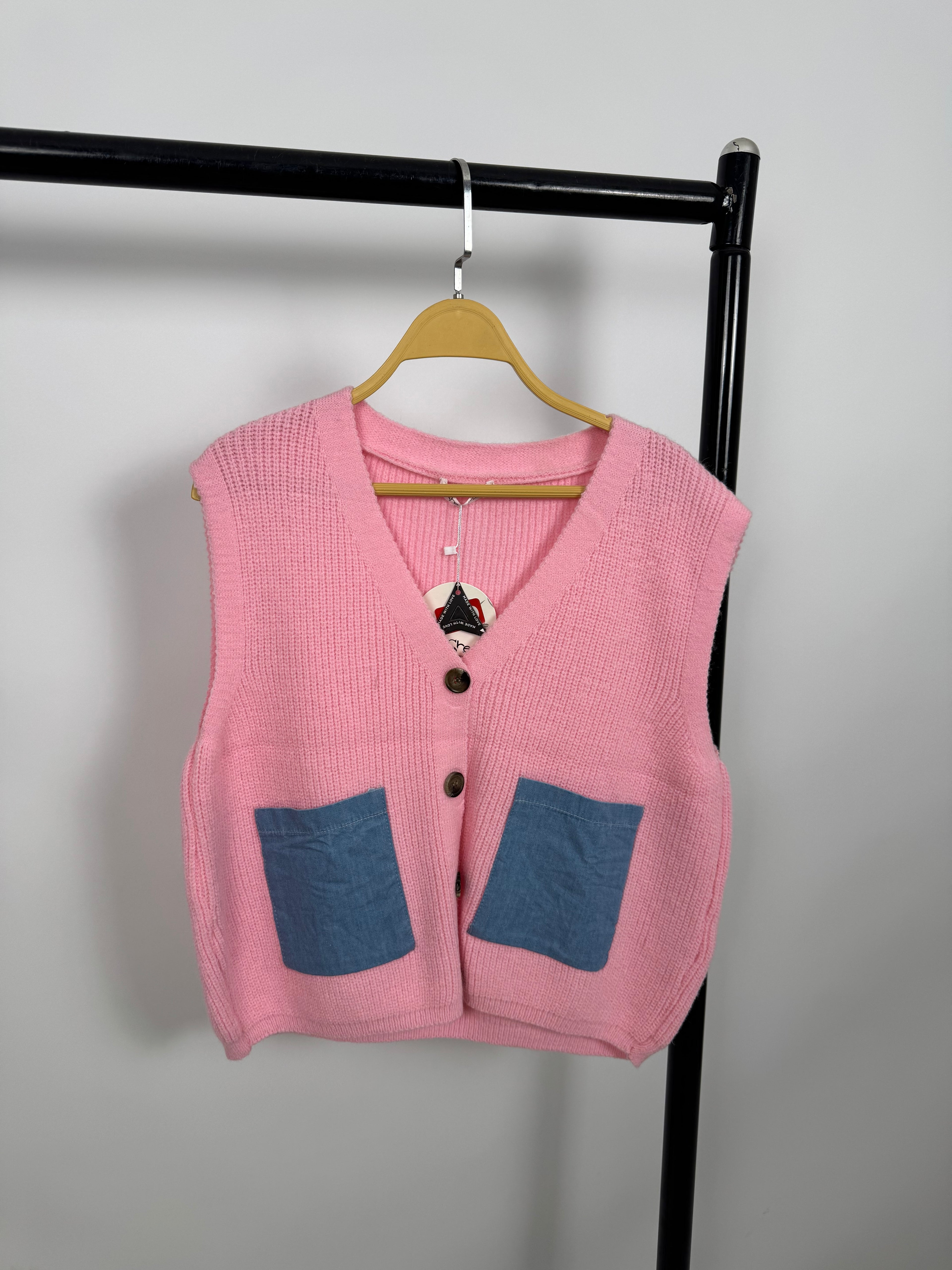 Knit vest