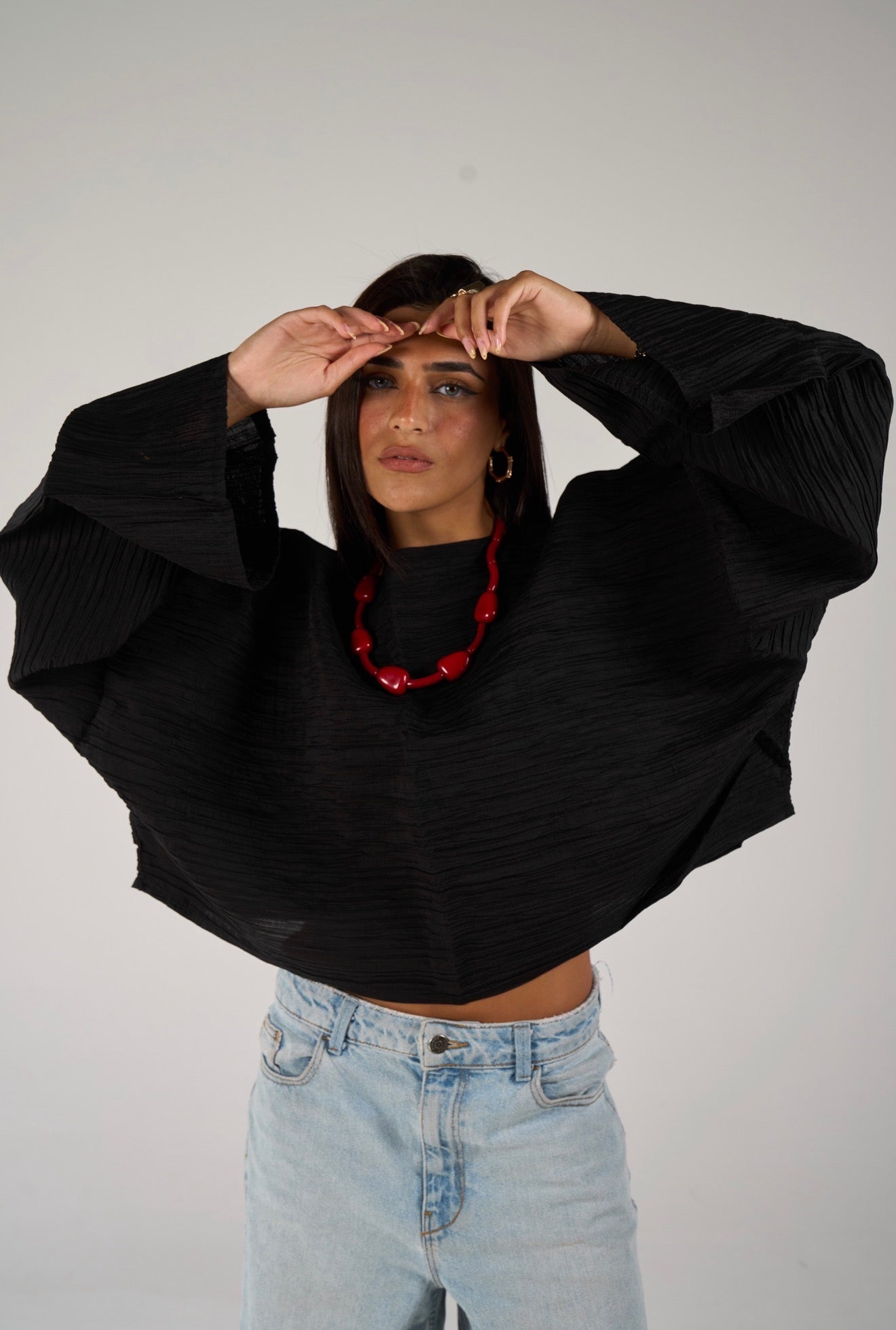 Crew neck lose blouse - black