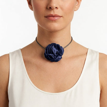 Rose flower choker