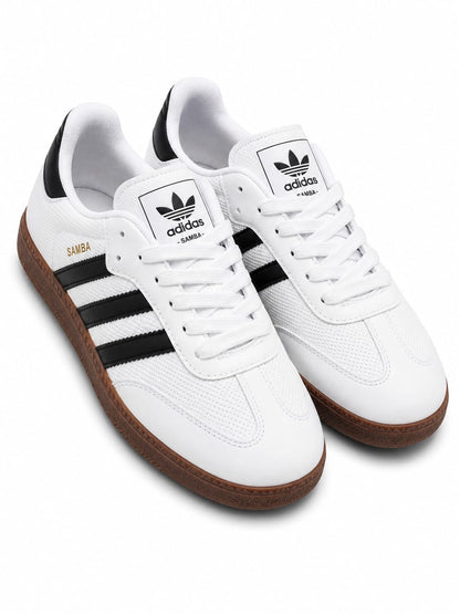 Sport shoes