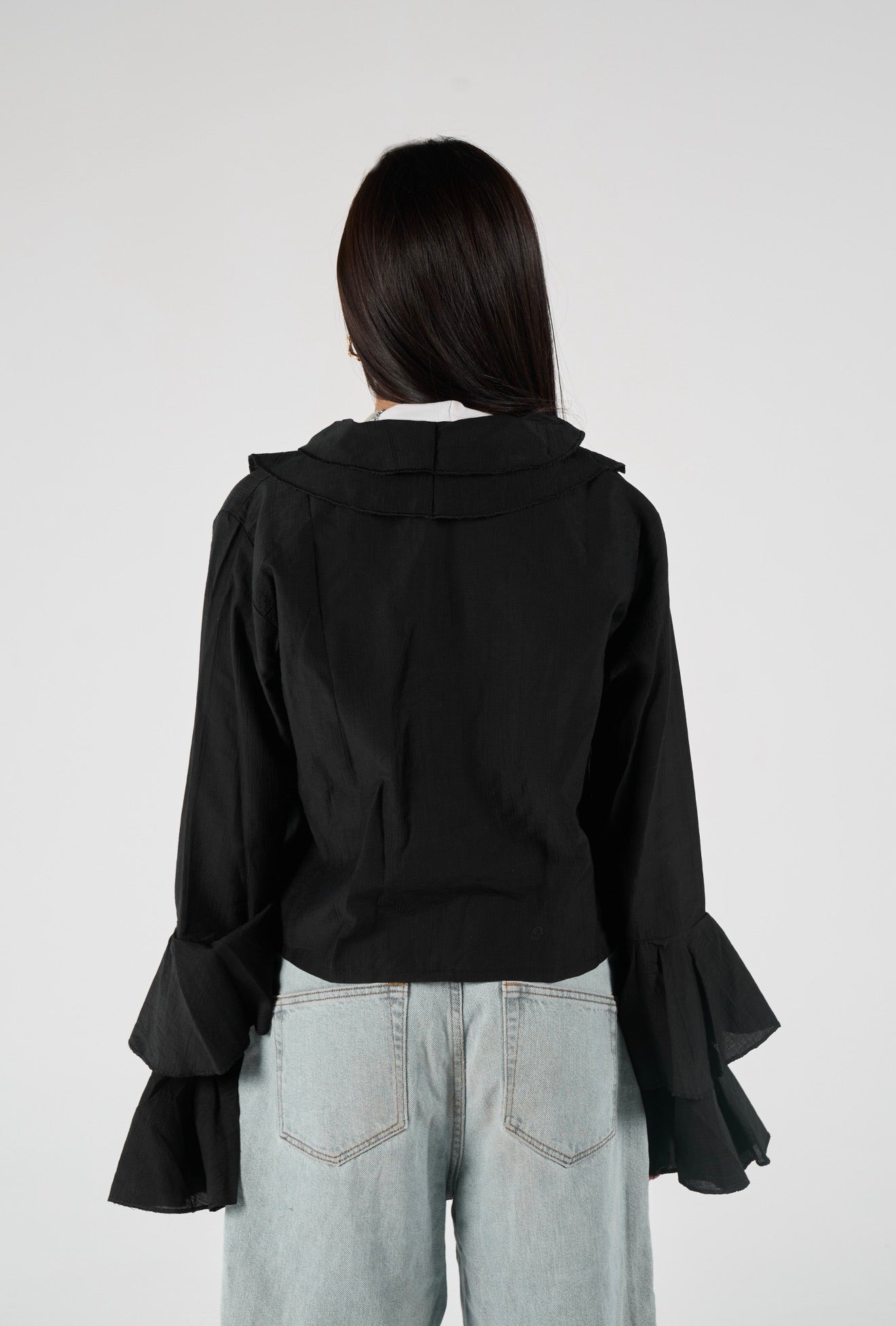 Ruffles blouse - black