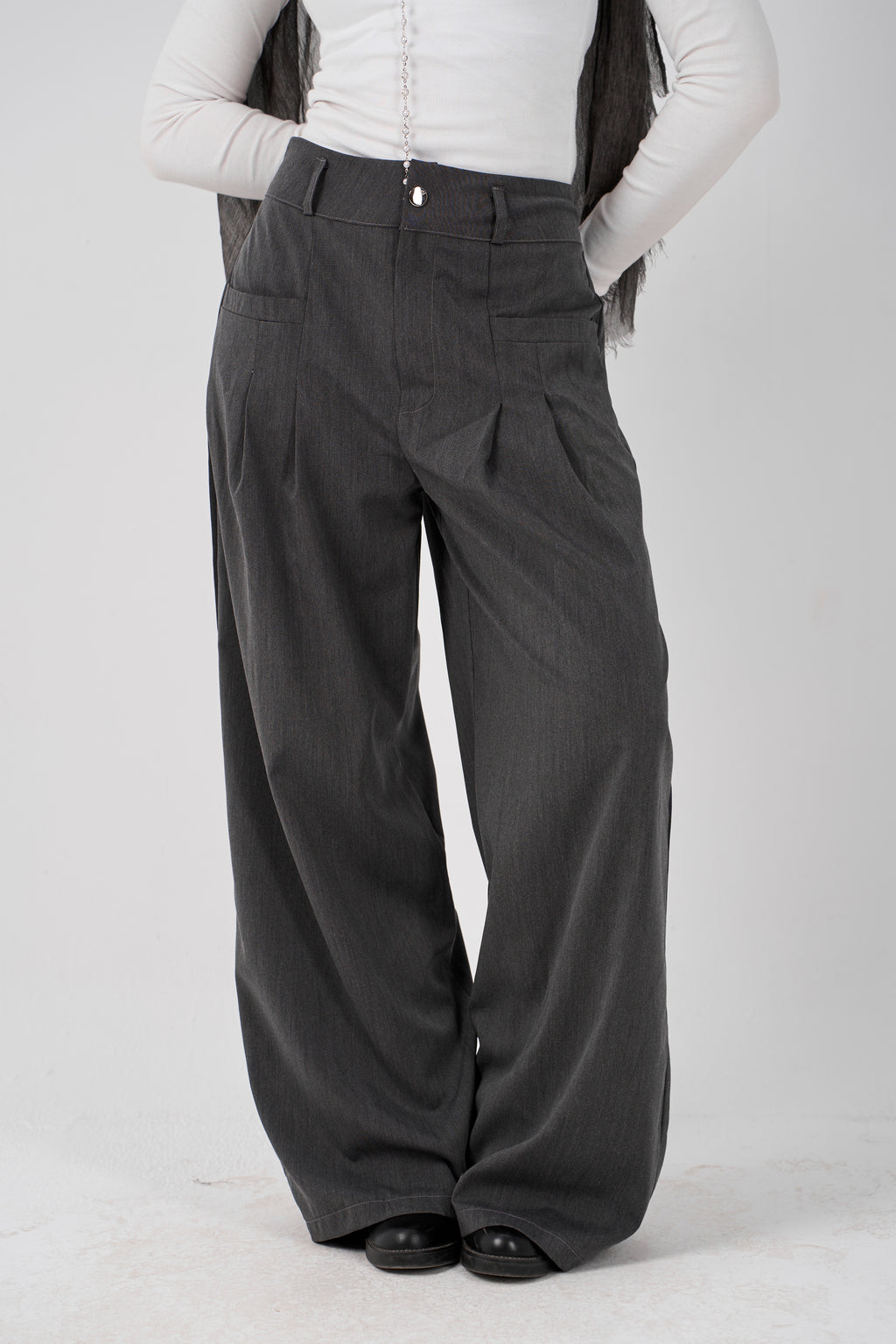 Loose Pants - gary