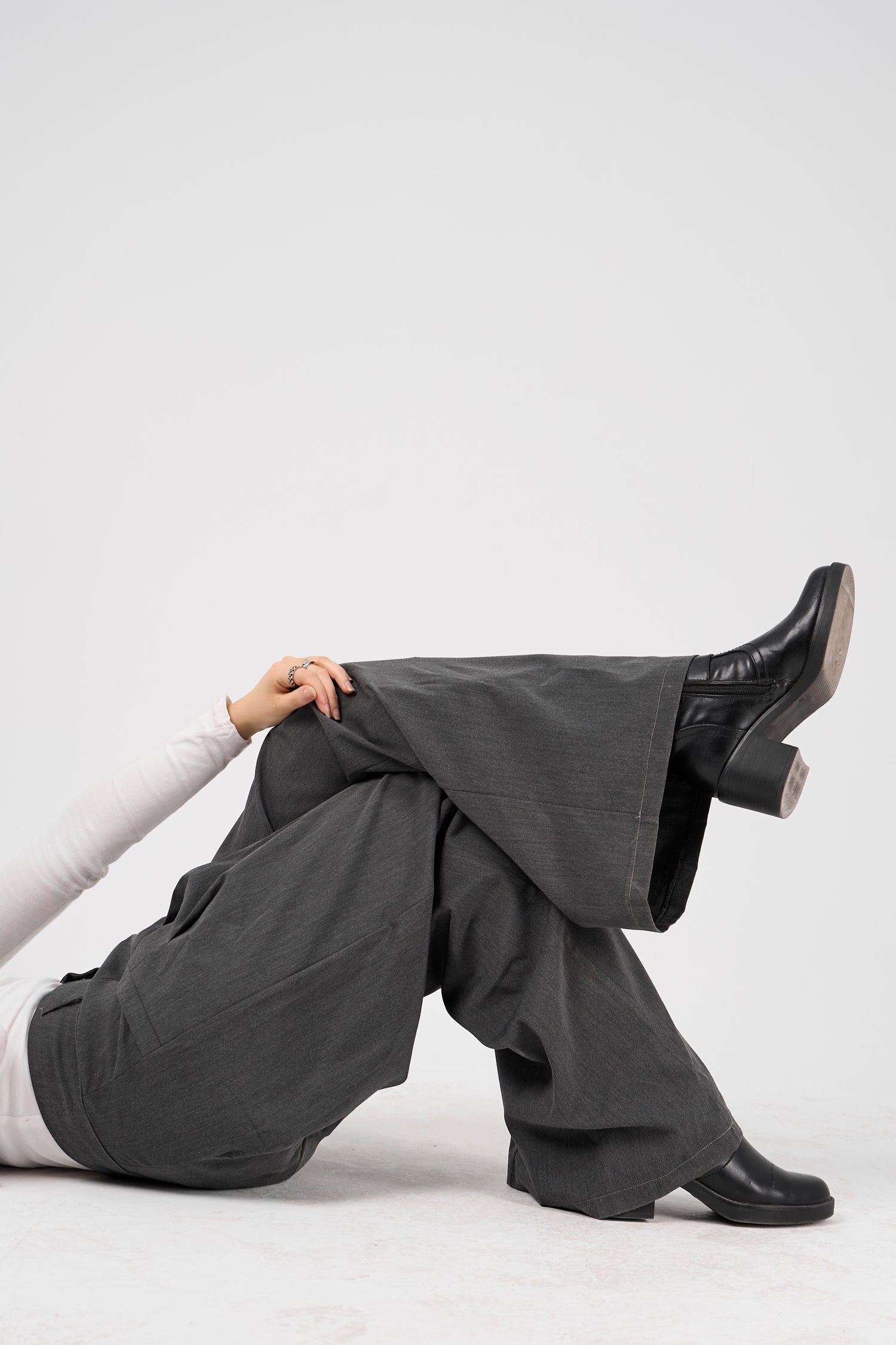 Loose Pants - grey