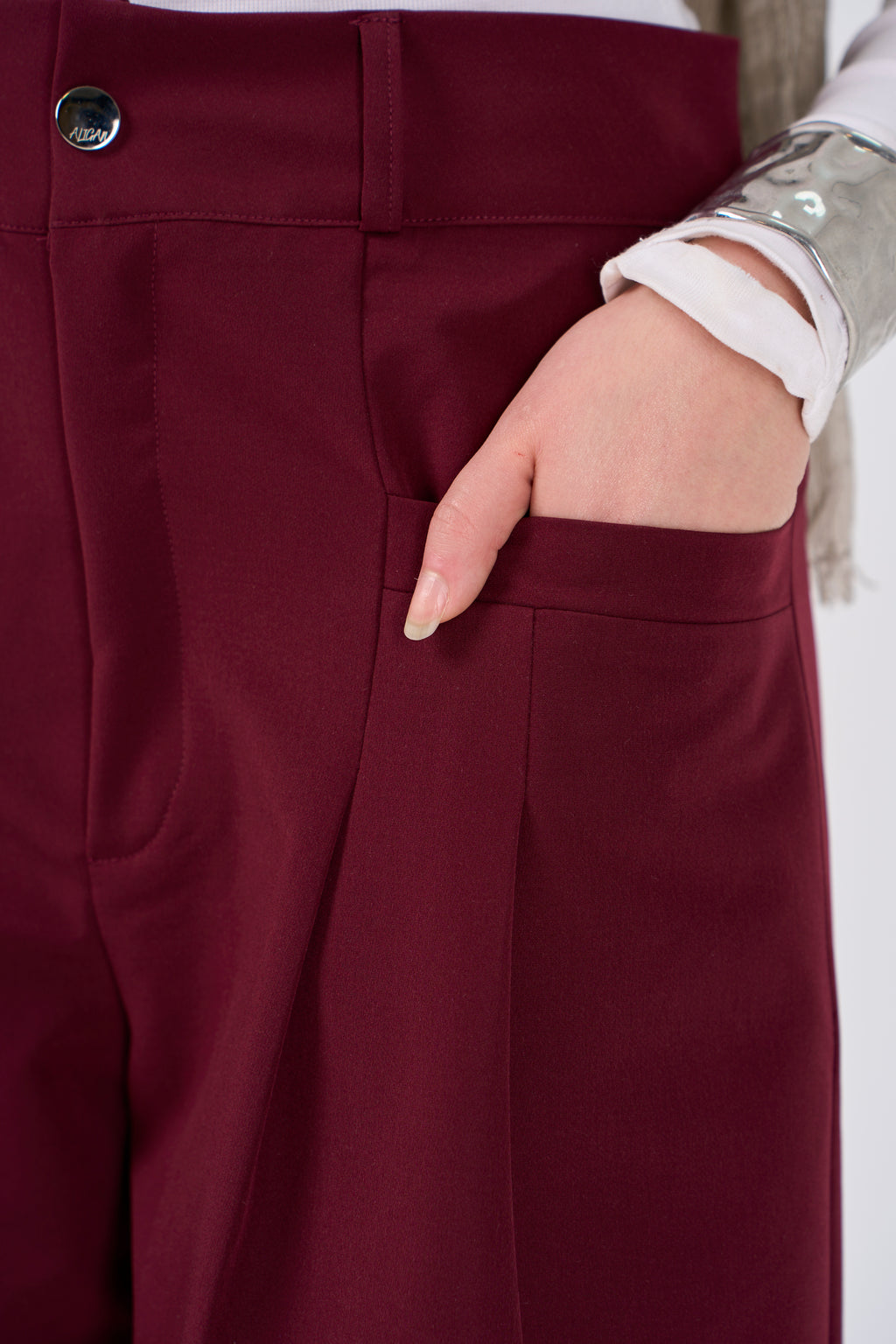 Loose Pants - burgundy