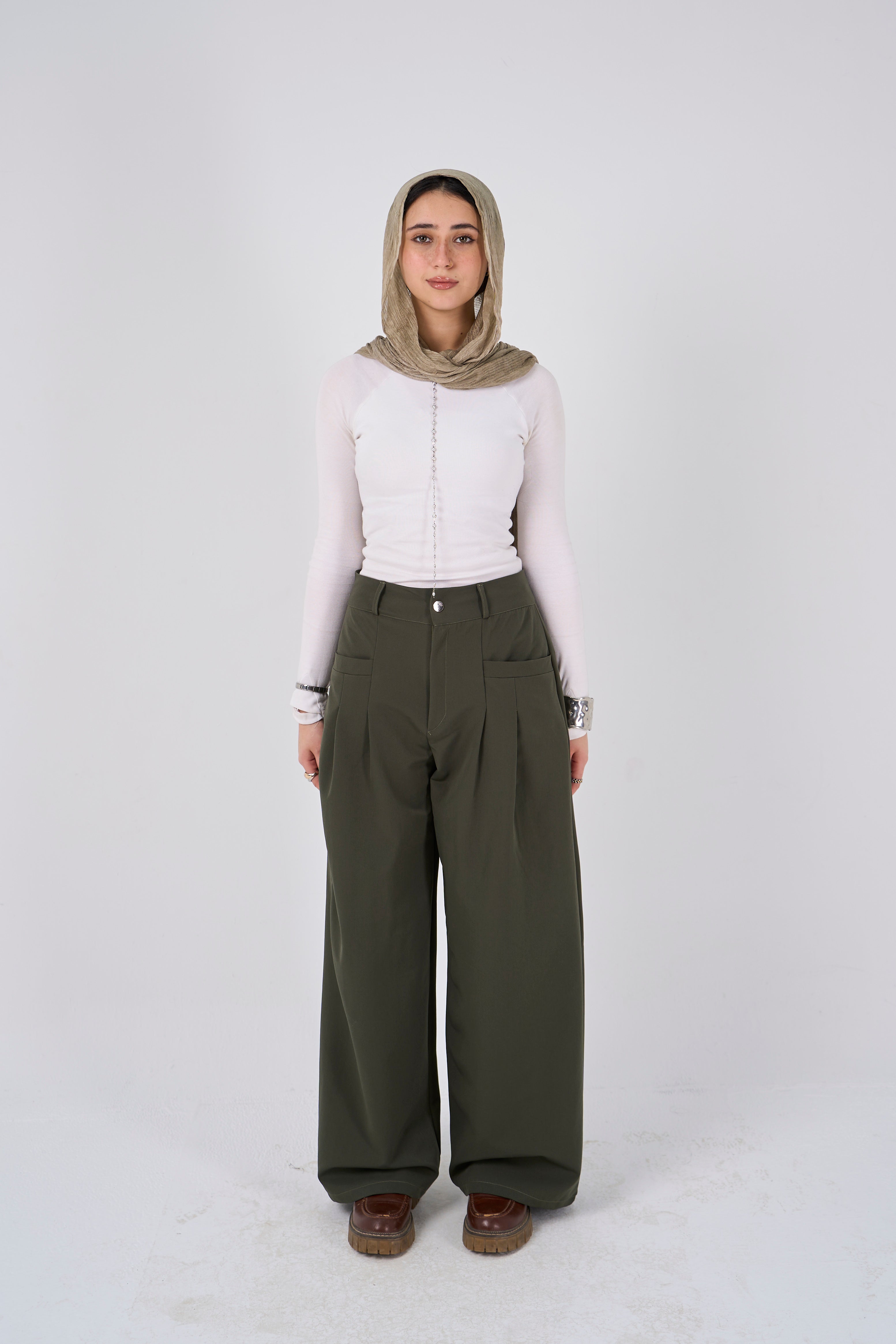 Loose Pants - olive