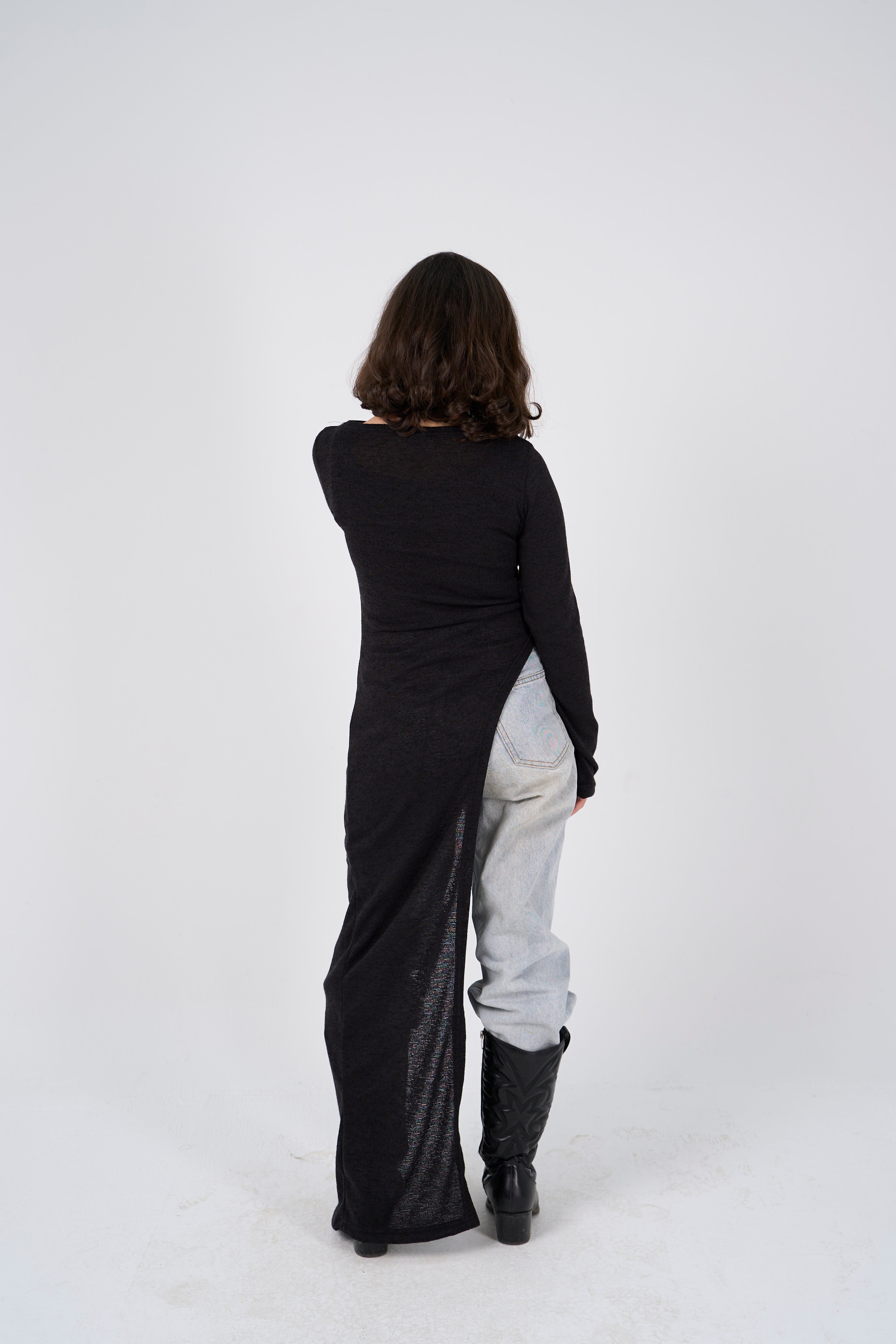 Side Slit long blouse - Black