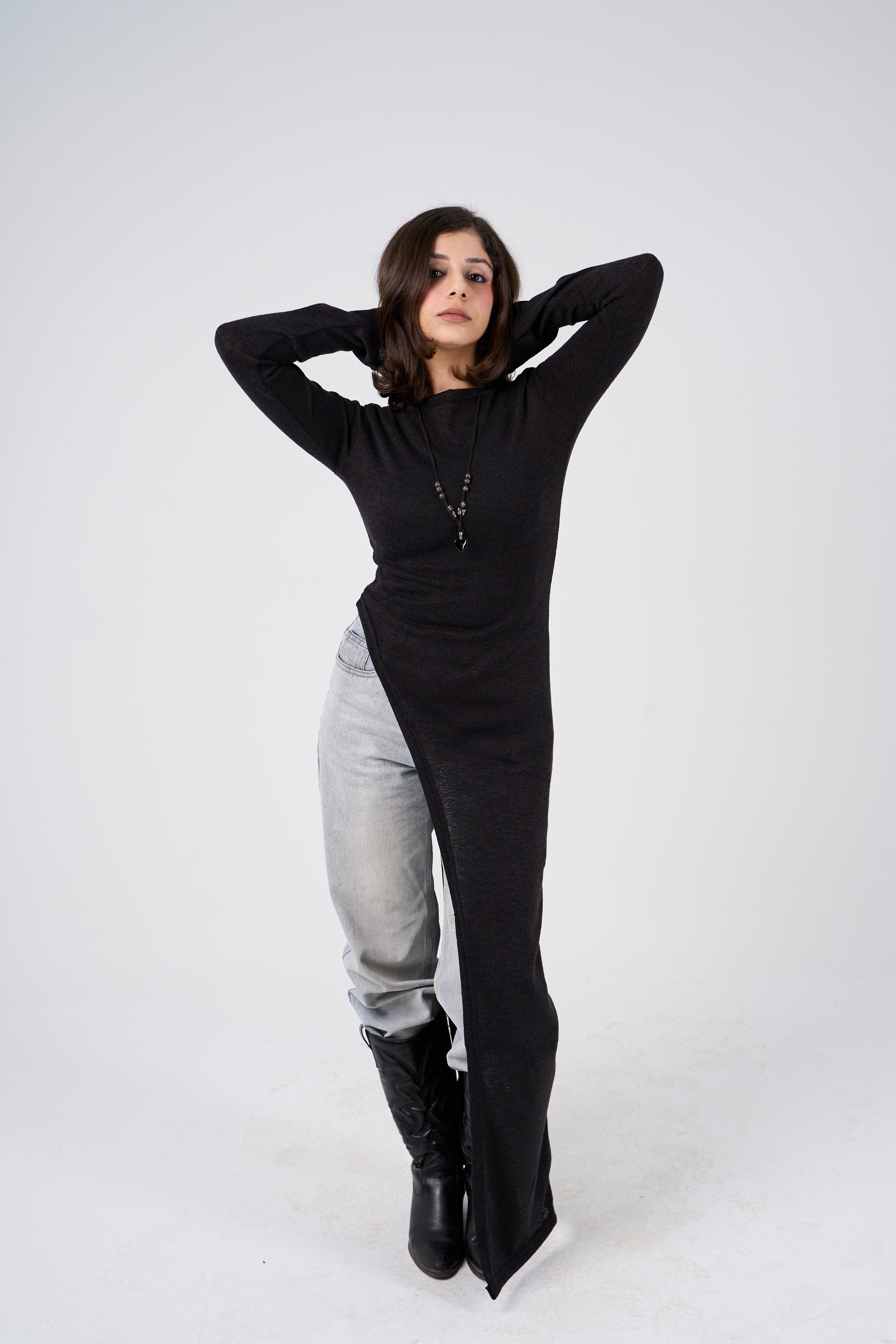 Side Slit long blouse - Black