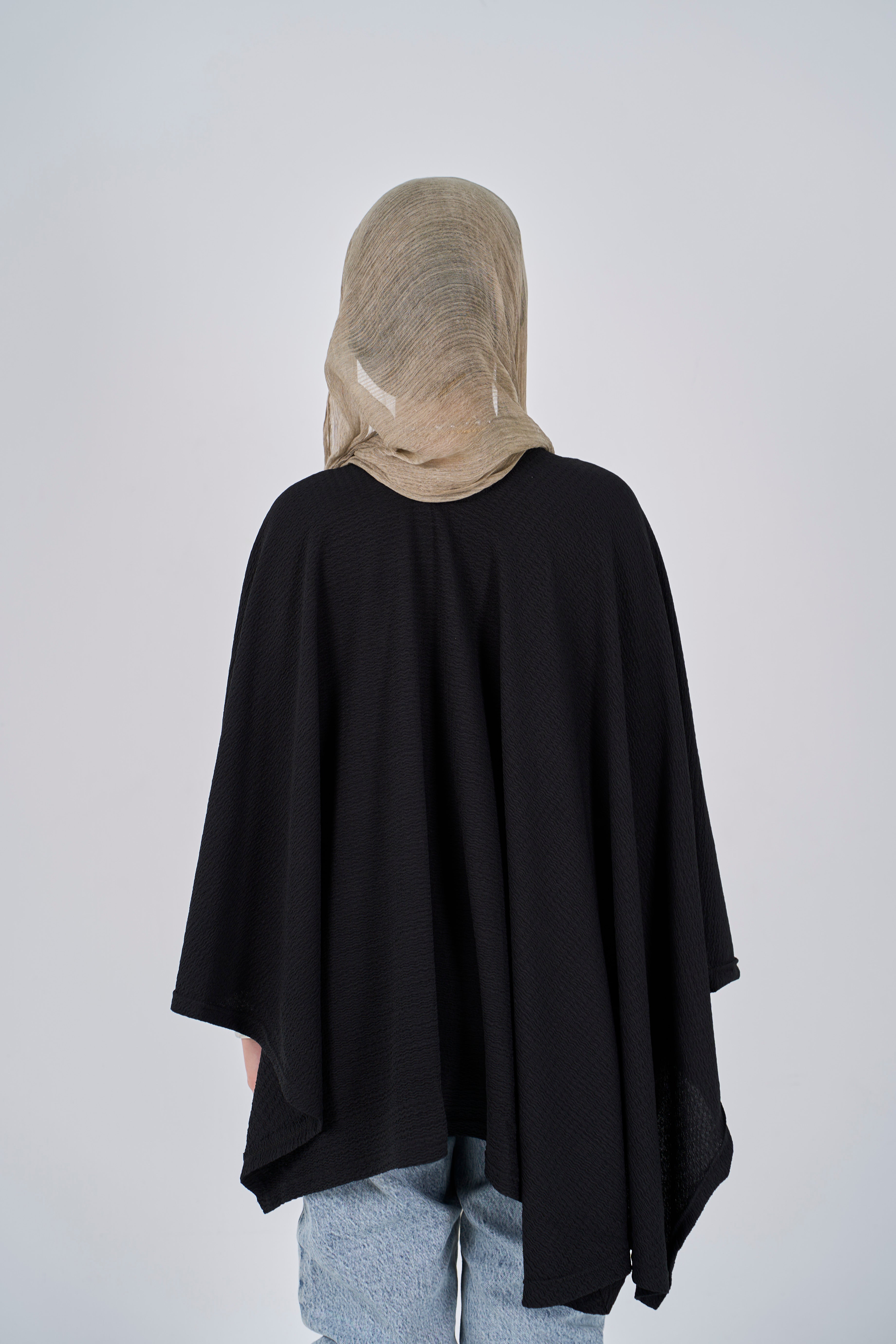 Hollow-out shawl - Black