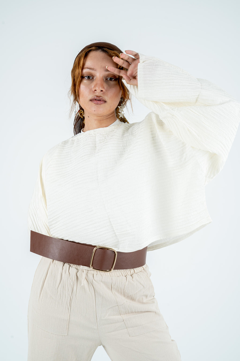 Crew neck loose blouse