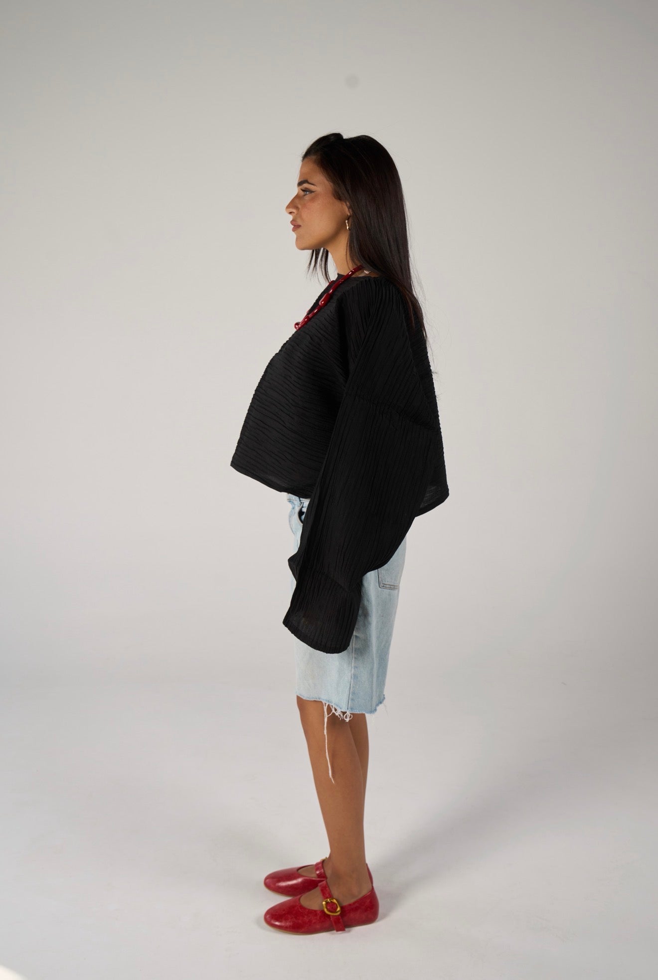 Crew neck lose blouse - black