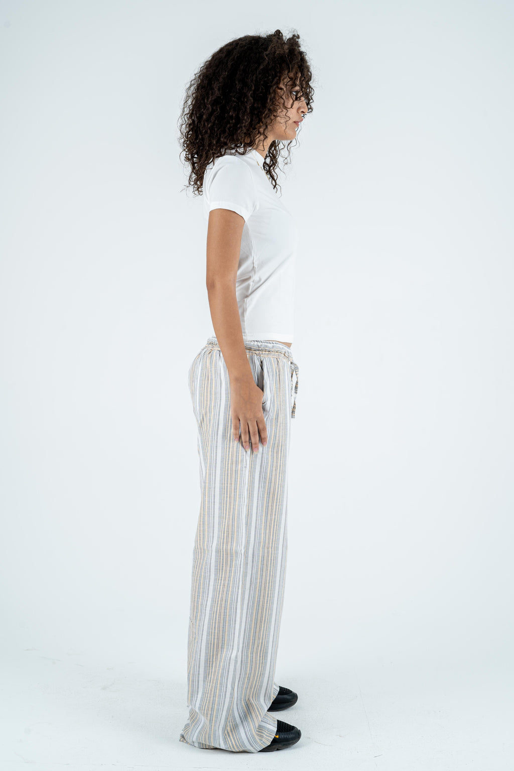 loose wide leg pants