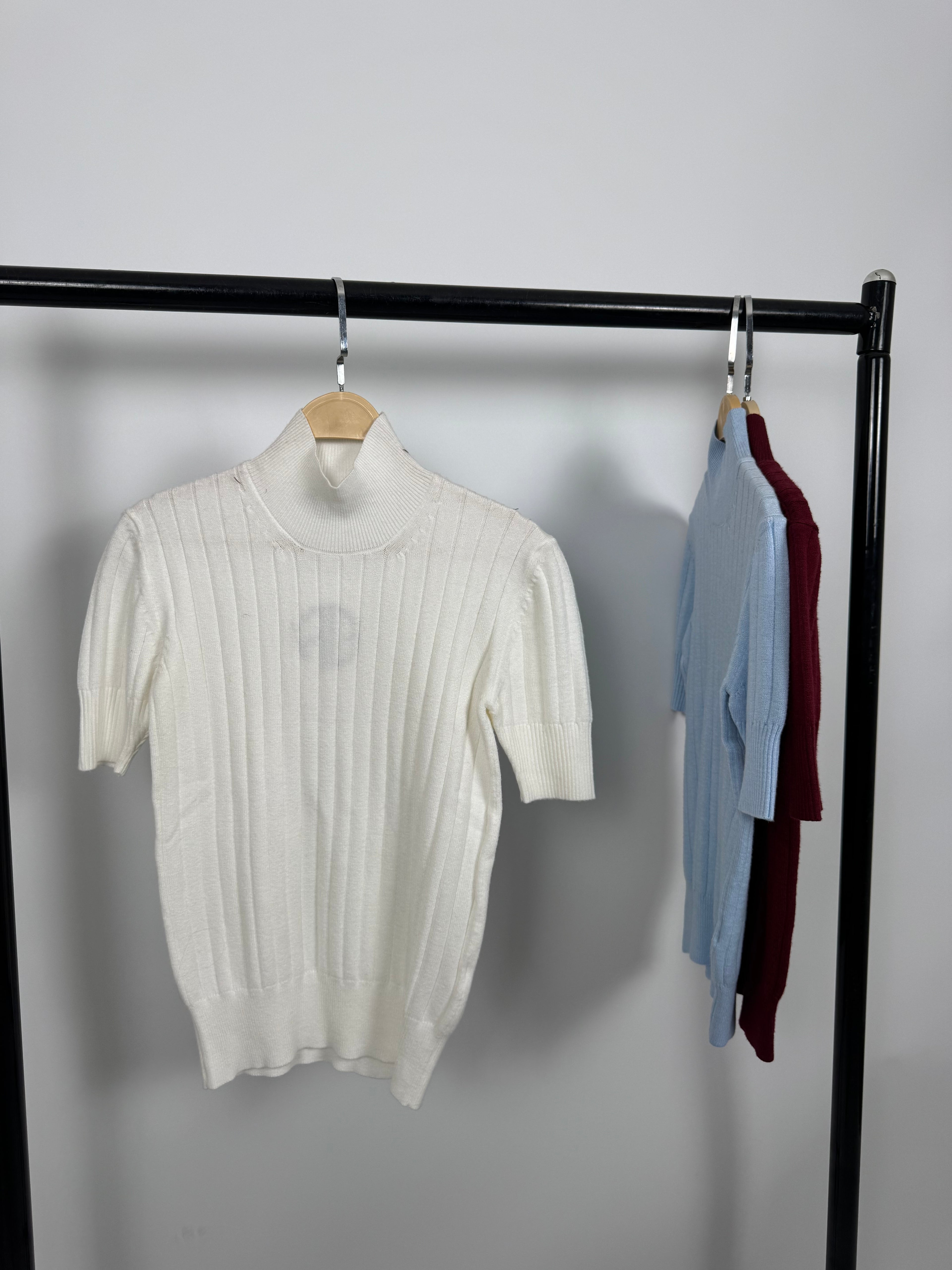 Basic knit half sleeve