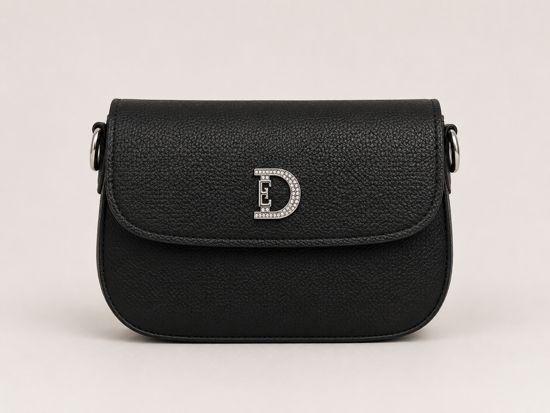 D leather bag