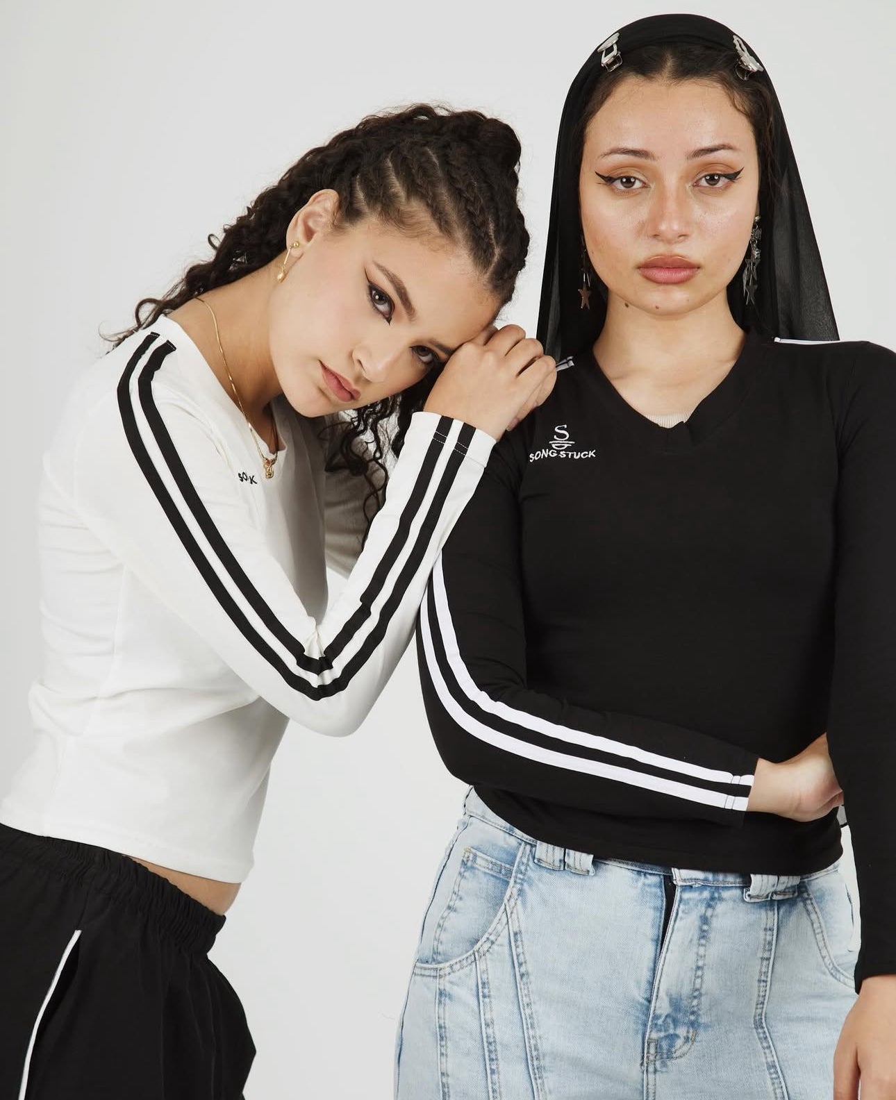 SONG STUCK TOP